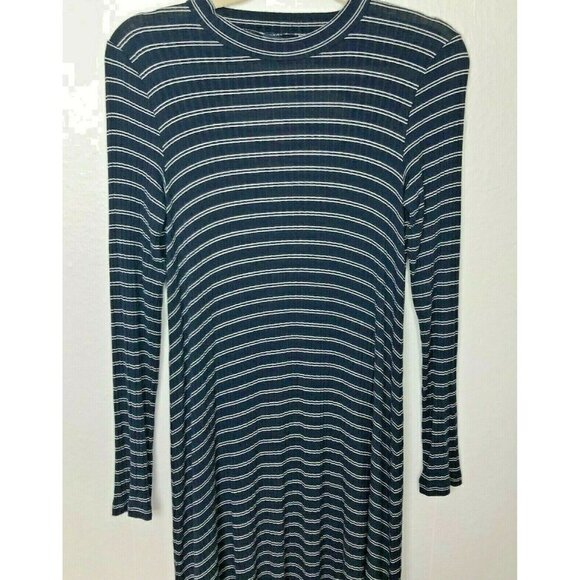 AE AMERICAN EAGLE Lace Up Dress - Dark Academia - Picture 3 of 10